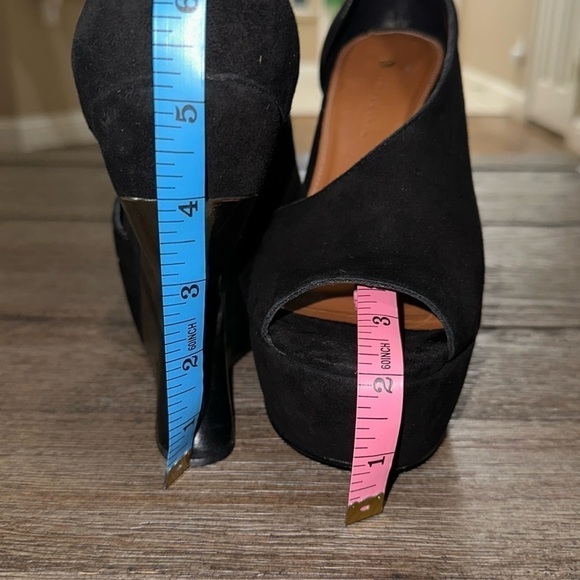 Leifsdottir Katarina Sculptural Inverted Wedge - Picture 11 of 11